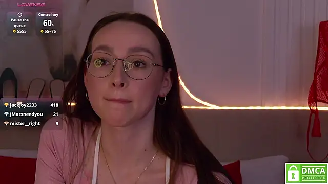 Živý XXX chat Emily_Simon