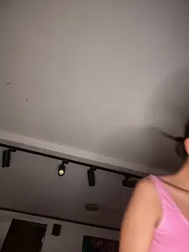 Chatroom XXX en direct de Praga_Pink