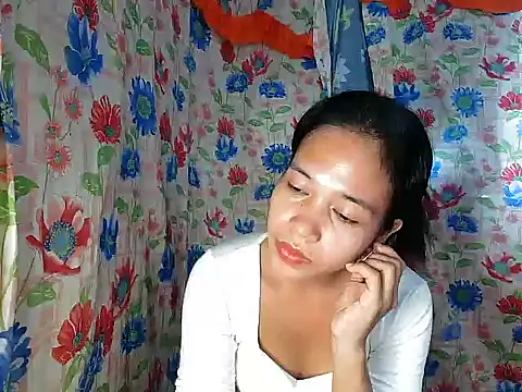 PinaySkinnyGirl Chat XXX live