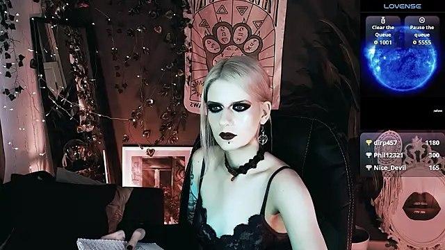 Noah_ElmerX élő XXX-chatje