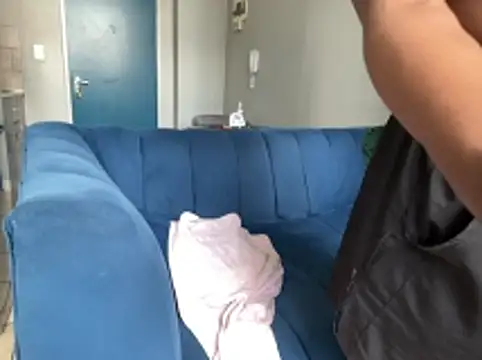 CurveysinaaのライブXXXチャット