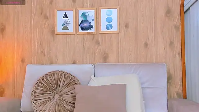 demyrose_'s Live XXX Chat