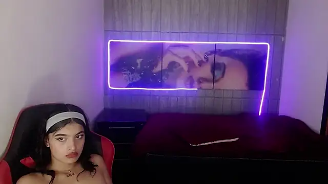 Онлайн чат XXX honeyluxe_