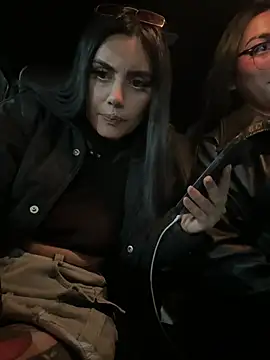 Chat +18 de Lucy_699 ao vivo