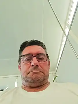 Chat +18 de phil_truck_exhib ao vivo