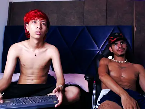 KendrickAndAlex's Webcam Show