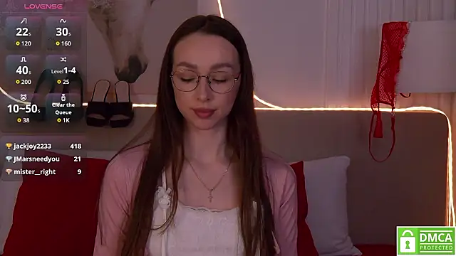 Emily_Simon – Naživo XXX chat