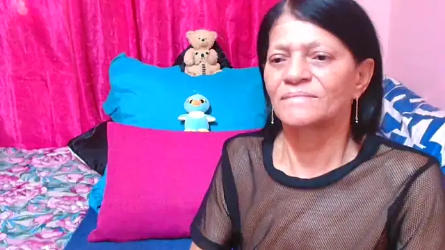 Czat XXX na żywo – SLUTTYROXY