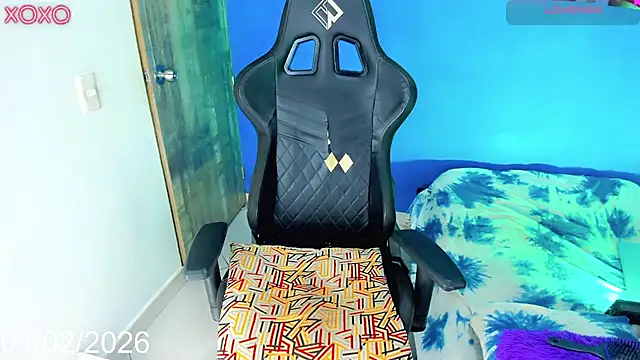 แชท XXX สดของ Nella_Dolls