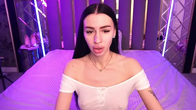 Chat +18 de Snow_WhiteeeX ao vivo