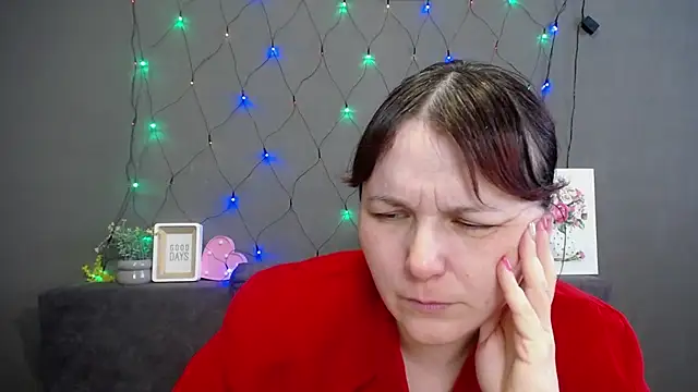 XXX chat uživo modela AliceInksSweetty