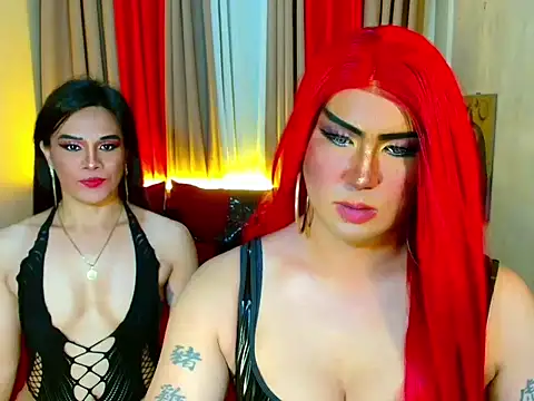 Incredible_Shemale: онлайн-секс-чат