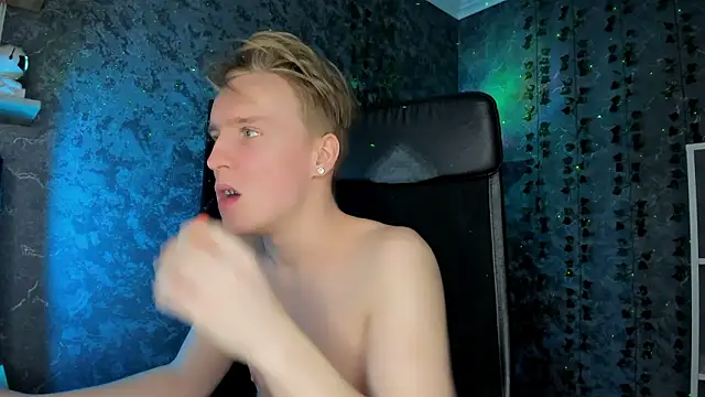 AlexxSweet Adlı Modelin Canlı XXX Sohbeti