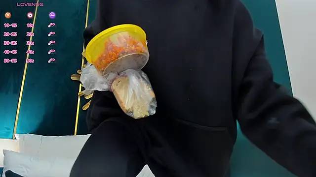 Czat XXX na żywo – AprilWong