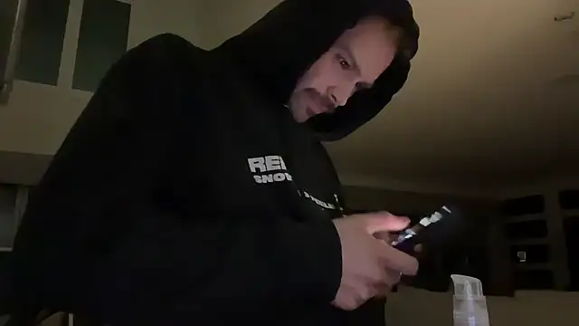 Pokazy przed kamerką – 69woodinson