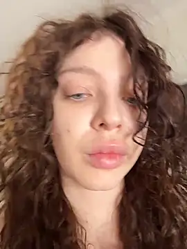 Hannah_xBaby Chat XXX live