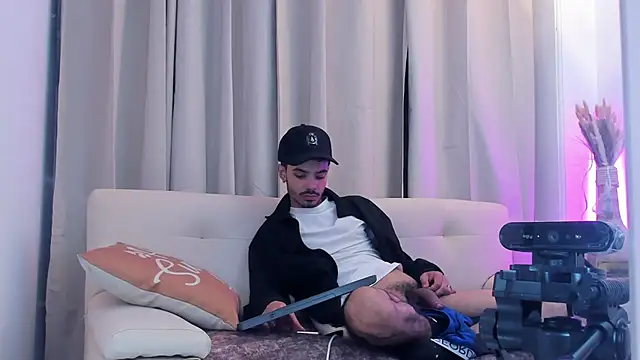 Timothe_EvansのライブXXXチャット