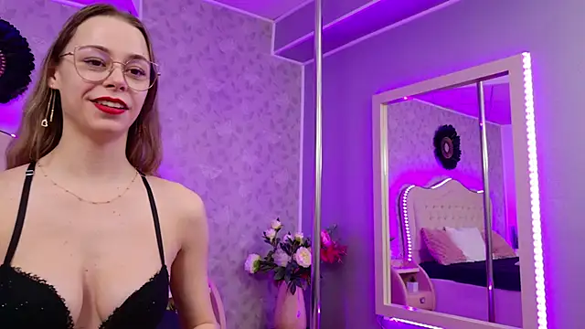 GracieCute Adlı Modelin Canlı XXX Sohbeti