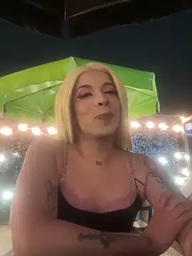 Nyx__Blackwood Adlı Modelin Canlı XXX Sohbeti