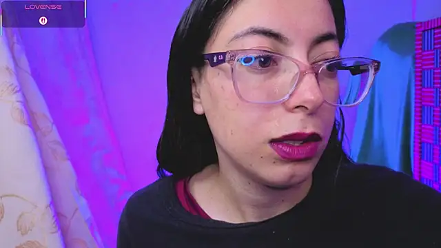 Miranda_sexlove_ Adlı Modelin Canlı XXX Sohbeti