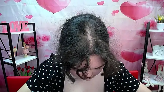 NeonilaLisova 现场XXX聊天