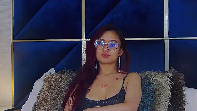 Ivanna_Teaser Adlı Modelin Canlı XXX Sohbeti