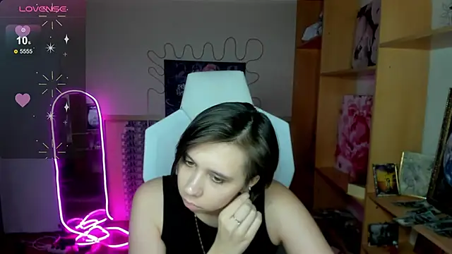 Scarlet_Sirenn 现场XXX聊天