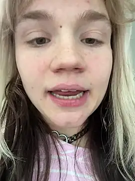 Živý XXX chat Cutiepiespanks