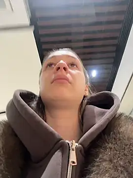 SashaCattのライブXXXチャット