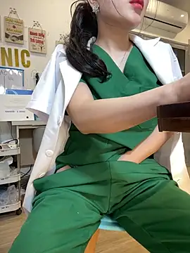 Clinic_Sexy Show in webcam