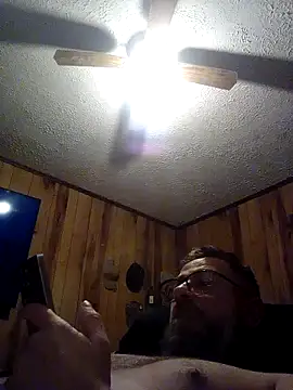 Rockymichael80: онлайн-секс-чат