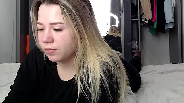 Embersweetbunny 라이브 XXX 채팅