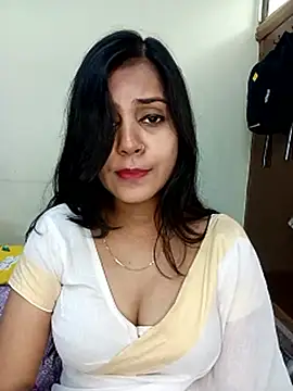 Miss-Riyasingh Chat XXX live