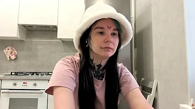 HighelikeGirl live XXX chat