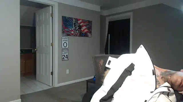 Michigan9000 Chat XXX live