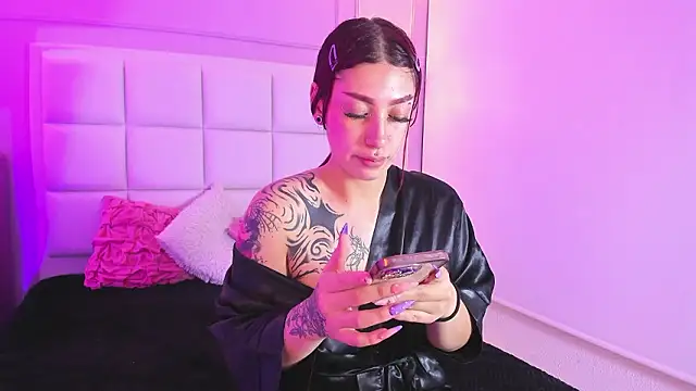 ZammyRossee 现场XXX聊天