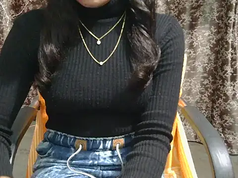 Adorable_Ayesha – Live XXX-chat