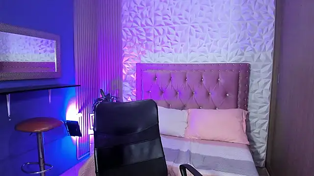 XXX chat uživo modela allison_mc