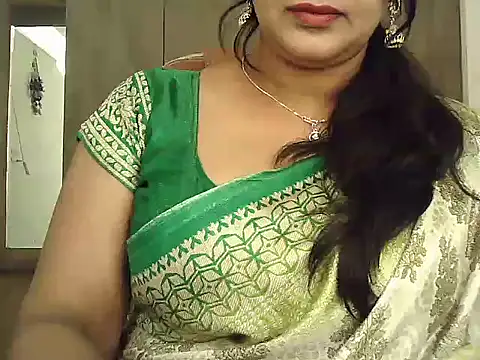 Spandana_Sweety live XXX chat