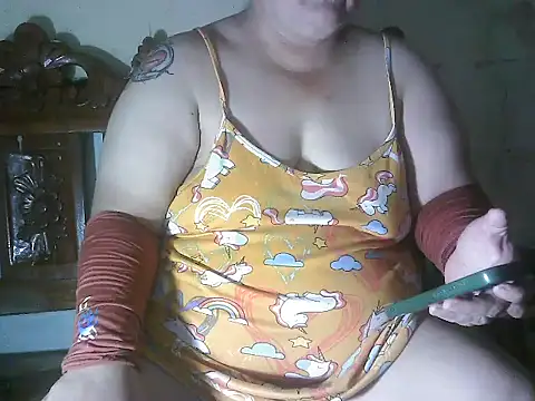 bigmommaxxx81 Adlı Modelin Canlı XXX Sohbeti