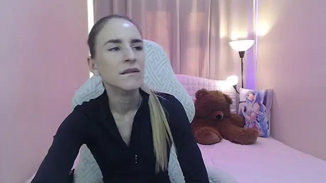 Вебкам-шоу DeboraHorny