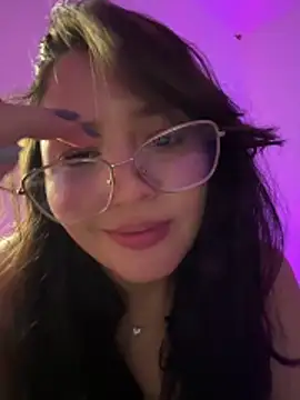 Angeldusttt 现场XXX聊天