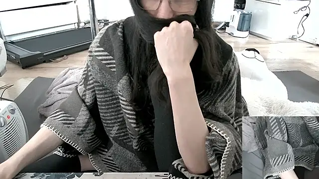 CeriseLapine Chat XXX live