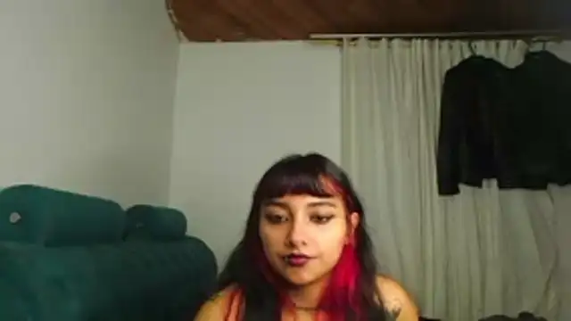 annibaby_88 Live XXX Chat