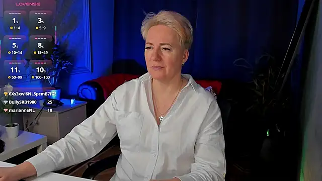 Nika_Smit élő XXX-chatje