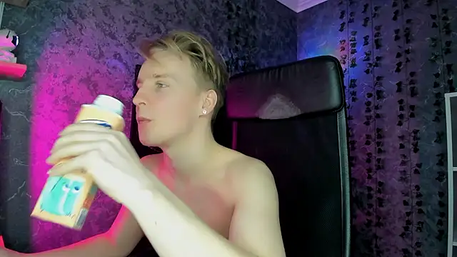 AlexxSweetのライブXXXチャット