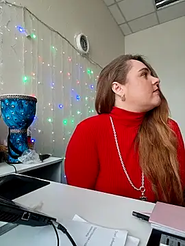 Chat +18 de Juicy_PeachLux ao vivo