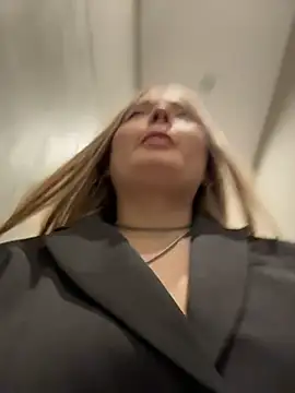 VineraSweet Live XXX-chat