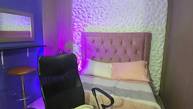 دردشة allison_mc الجنسية المباشرة