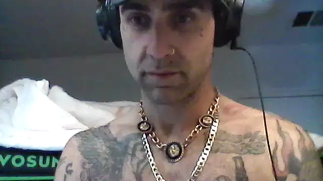 alphacloudGod Adlı Modelin Canlı XXX Sohbeti